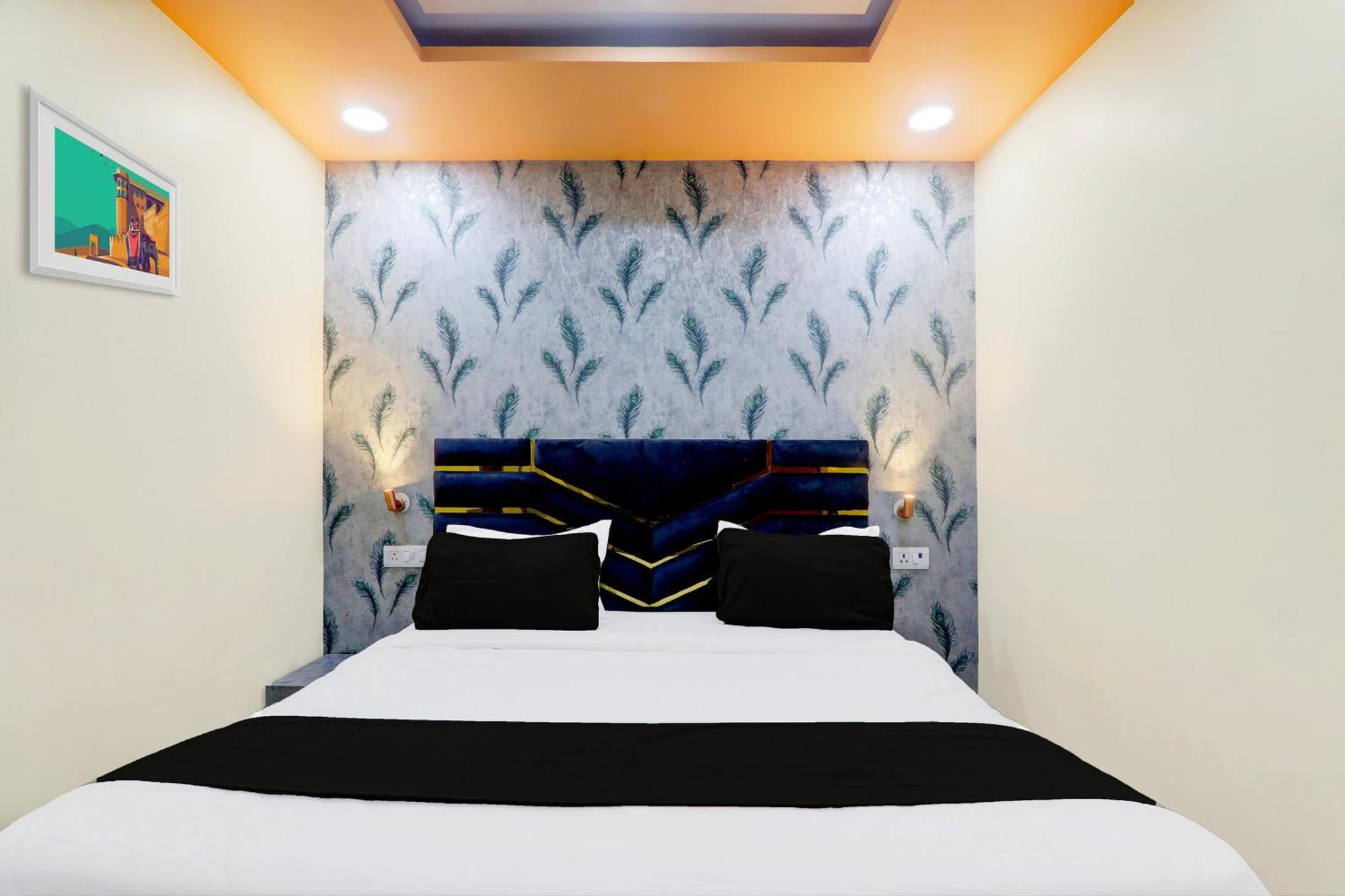 Super Hotel O Raas Plaza กานปูร์ ภายนอก รูปภาพ