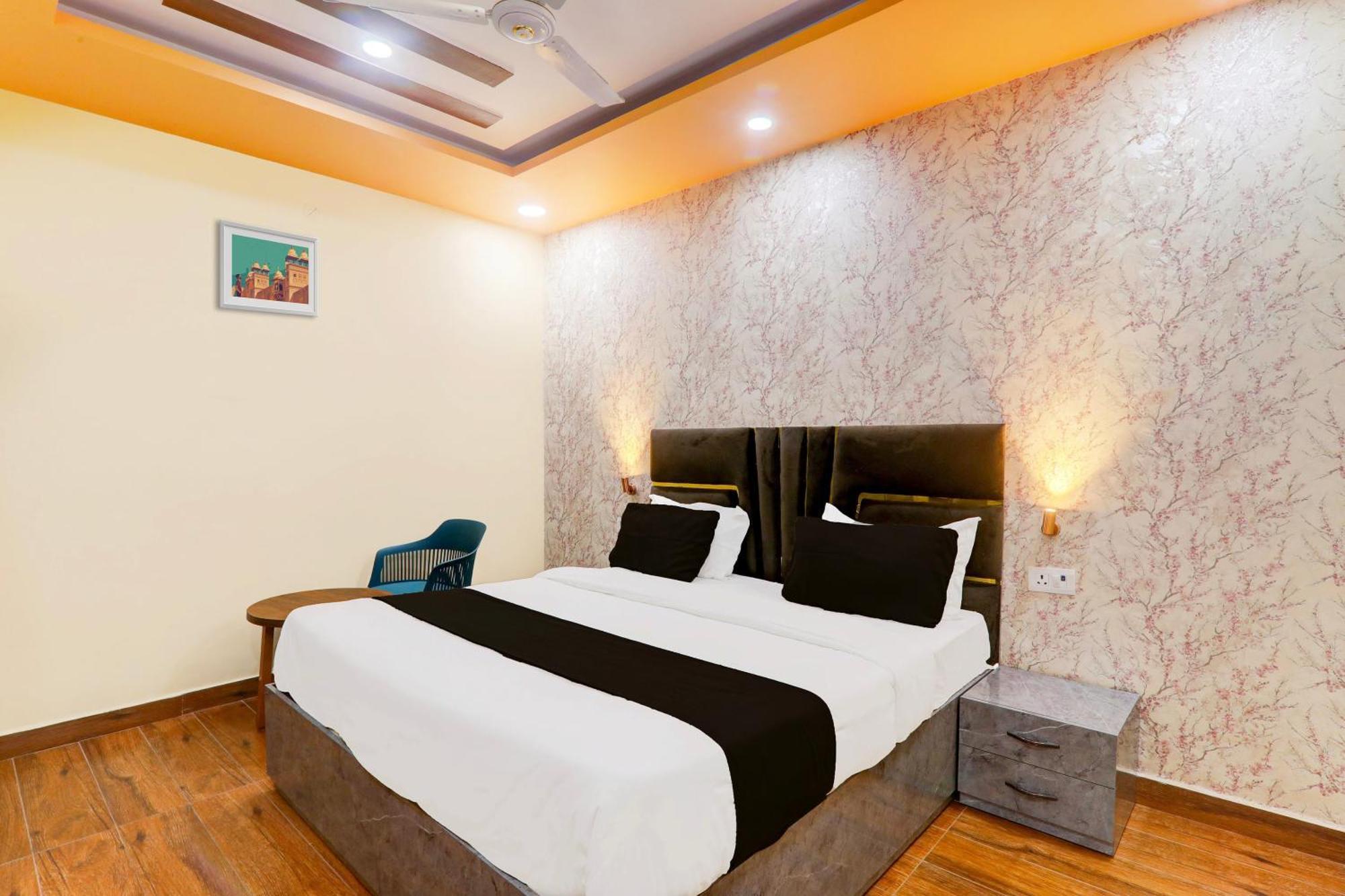 Super Hotel O Raas Plaza กานปูร์ ภายนอก รูปภาพ