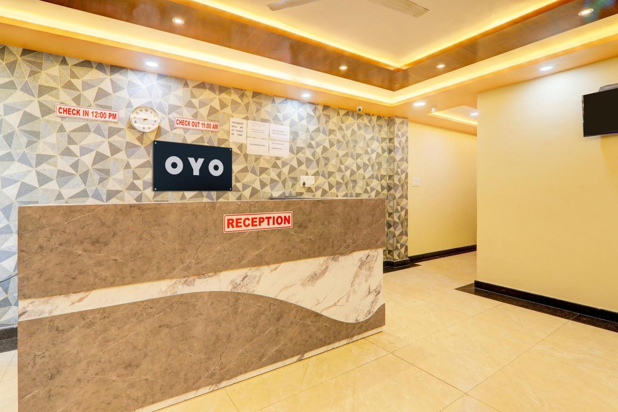 Super Hotel O Raas Plaza กานปูร์ ภายนอก รูปภาพ